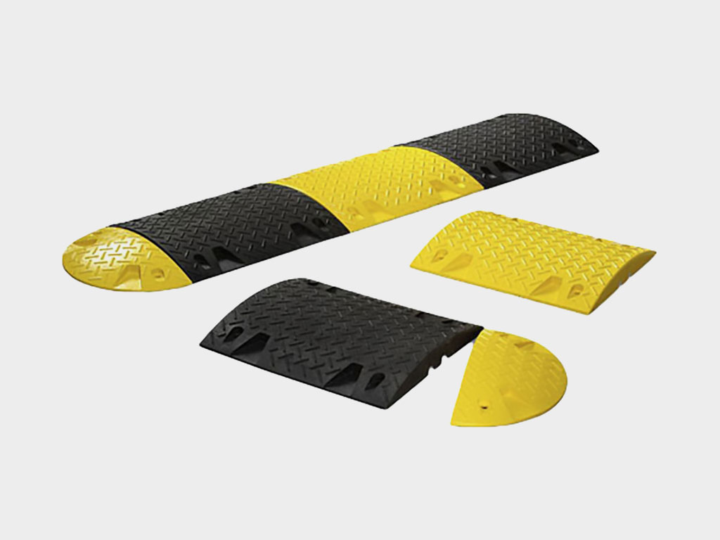 DHS-1K speed bump to improve road safety.